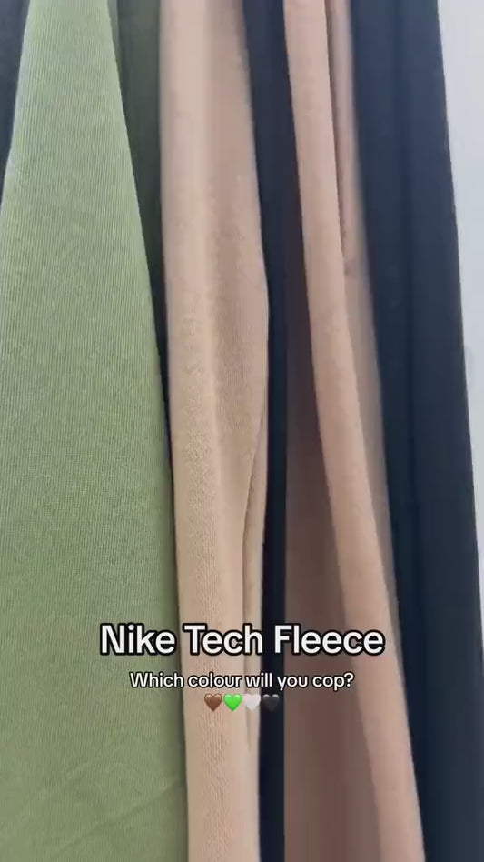 Tuta tech Nike